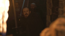extant_GameOfThrones_8x01-Winterfell_5139