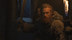 extant_GameOfThrones_8x01-Winterfell_5141