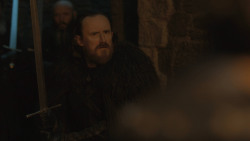 extant_GameOfThrones_8x01-Winterfell_5143