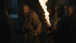 extant_GameOfThrones_8x01-Winterfell_5148