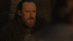 extant_GameOfThrones_8x01-Winterfell_5158