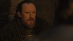 extant_GameOfThrones_8x01-Winterfell_5159