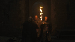 extant_GameOfThrones_8x01-Winterfell_5174