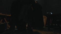 extant_GameOfThrones_8x01-Winterfell_5192