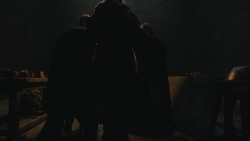 extant_GameOfThrones_8x01-Winterfell_5195