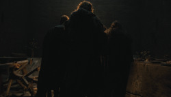 extant_GameOfThrones_8x01-Winterfell_5199