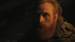 extant_GameOfThrones_8x01-Winterfell_5206