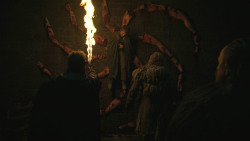 extant_GameOfThrones_8x01-Winterfell_5216