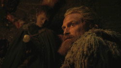 extant_GameOfThrones_8x01-Winterfell_5232