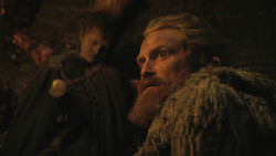 extant_GameOfThrones_8x01-Winterfell_5234