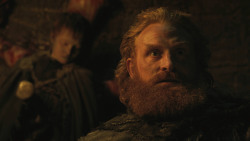 extant_GameOfThrones_8x01-Winterfell_5245