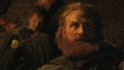 extant_GameOfThrones_8x01-Winterfell_5248
