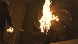 extant_GameOfThrones_8x01-Winterfell_5285