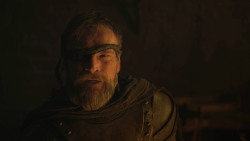 extant_GameOfThrones_8x01-Winterfell_5292