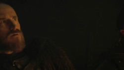 extant_GameOfThrones_8x01-Winterfell_5297
