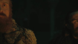 extant_GameOfThrones_8x01-Winterfell_5305