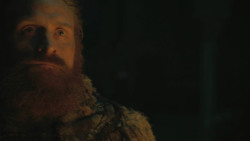 extant_GameOfThrones_8x01-Winterfell_5306