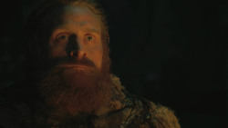extant_GameOfThrones_8x01-Winterfell_5308