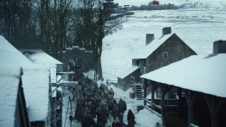 extant_GameOfThrones_8x01-Winterfell_5326