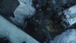 extant_GameOfThrones_8x01-Winterfell_5358