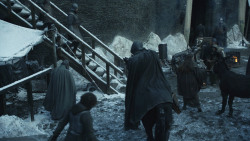 extant_GameOfThrones_8x01-Winterfell_5373