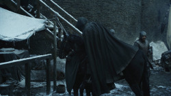 extant_GameOfThrones_8x01-Winterfell_5380