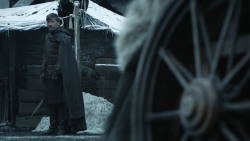 extant_GameOfThrones_8x01-Winterfell_5421