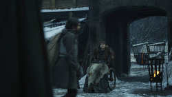 extant_GameOfThrones_8x01-Winterfell_5428