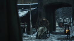 extant_GameOfThrones_8x01-Winterfell_5433