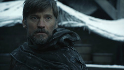 extant_GameOfThrones_8x01-Winterfell_5436
