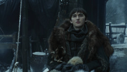 extant_GameOfThrones_8x01-Winterfell_5448