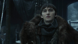 extant_GameOfThrones_8x01-Winterfell_5454