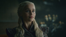 extant_GameOfThrones_8x02-AKnightOfTheSevenKingdoms_2252