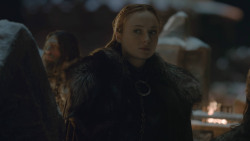 extant_GameOfThrones_8x03-TheLongNight_0243