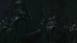 extant_GameOfThrones_8x03-TheLongNight_0320