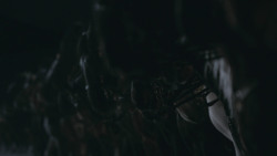 extant_GameOfThrones_8x03-TheLongNight_0418