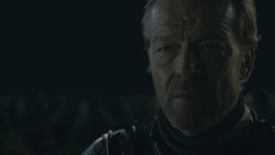 extant_GameOfThrones_8x03-TheLongNight_0469