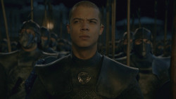 extant_GameOfThrones_8x03-TheLongNight_0778