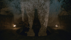 extant_GameOfThrones_8x03-TheLongNight_0885