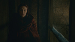 extant_GameOfThrones_8x03-TheLongNight_0947
