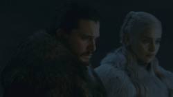 extant_GameOfThrones_8x03-TheLongNight_1099