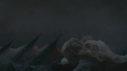 extant_GameOfThrones_8x03-TheLongNight_1720