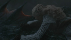 extant_GameOfThrones_8x03-TheLongNight_1727
