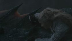 extant_GameOfThrones_8x03-TheLongNight_1729