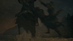 extant_GameOfThrones_8x03-TheLongNight_1865