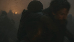extant_GameOfThrones_8x03-TheLongNight_1919