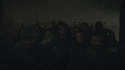 extant_GameOfThrones_8x03-TheLongNight_2223