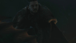 extant_GameOfThrones_8x03-TheLongNight_2407
