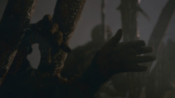 extant_GameOfThrones_8x03-TheLongNight_2529