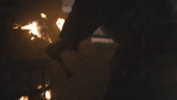 extant_GameOfThrones_8x03-TheLongNight_2634